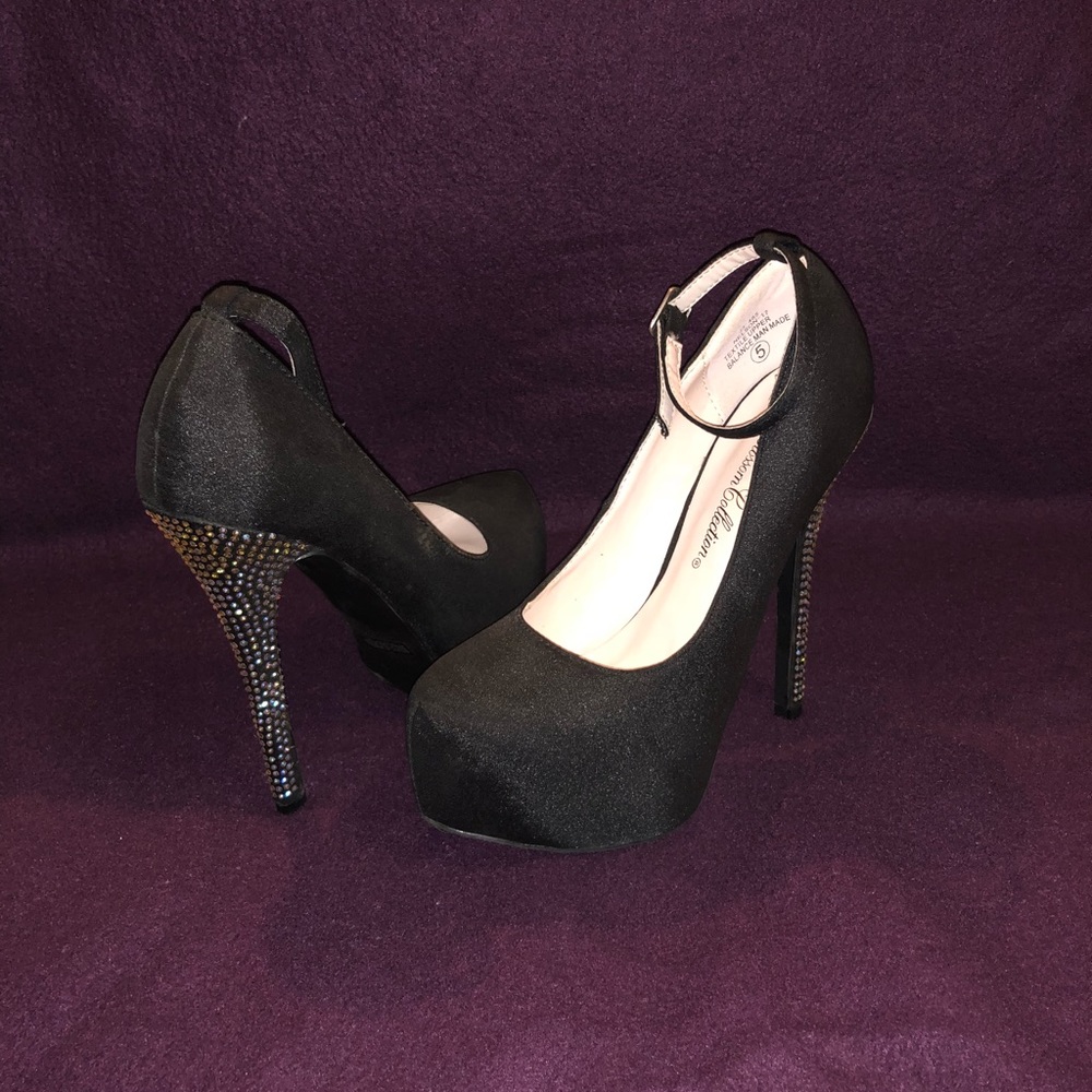 Bedazzled heel pumps